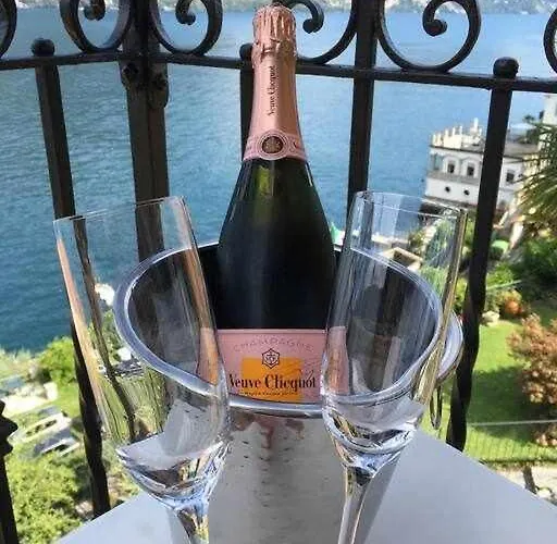 Διαμέρισμα Villa Peroni Lake Como Classic With Swimming Pool