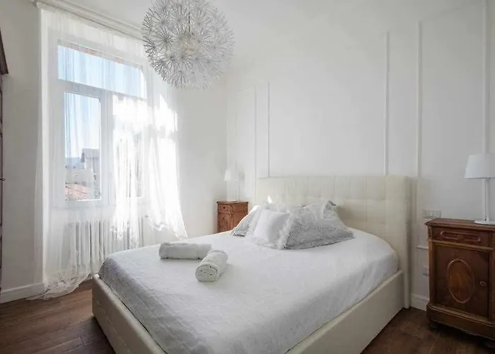 Peroni Classic With Swimming Pool